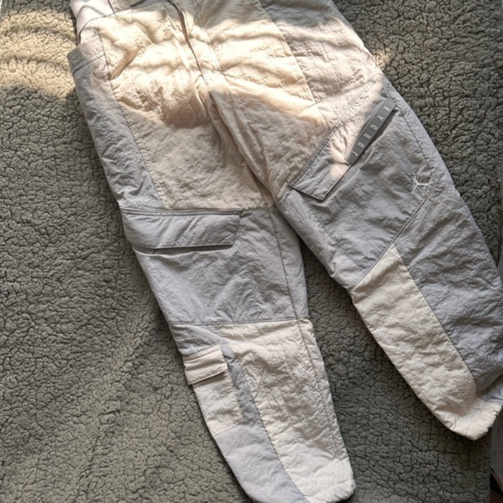 Nike - Limited Edition Jordan Women’s Parachute Sport Pants